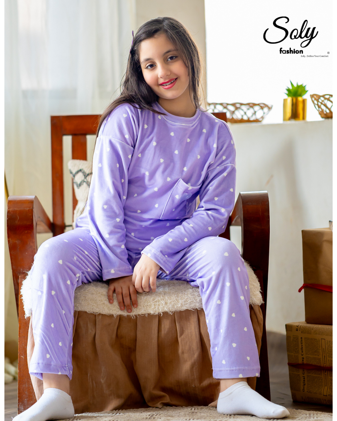 Chic Printed Velvet Pyjama Set