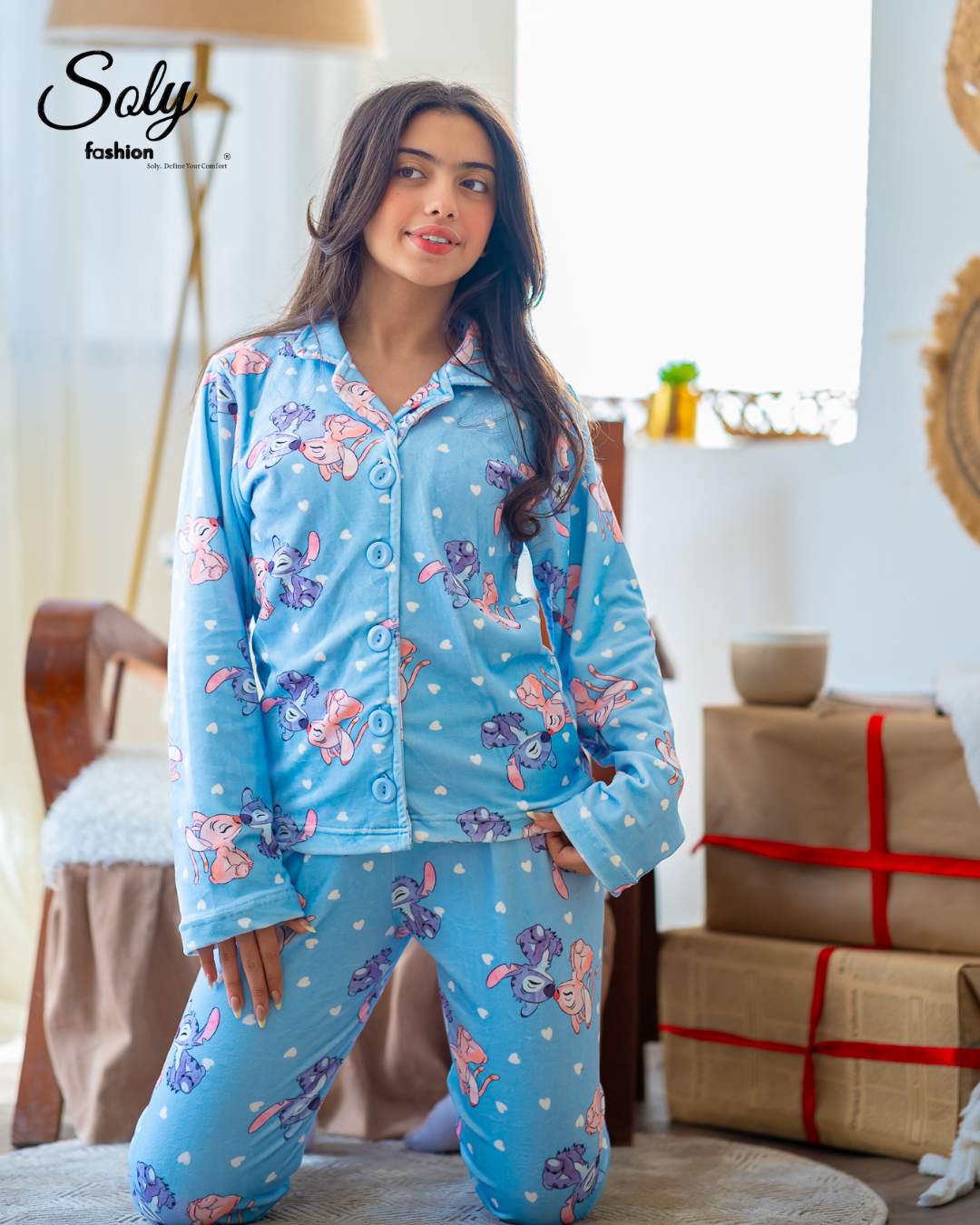 Chic Printed Velvet Pyjama Set