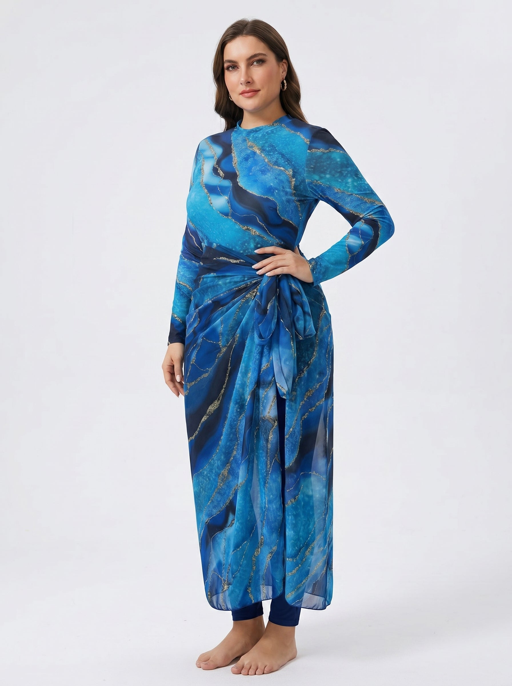 A modern 3-piece burkini - Plus Size