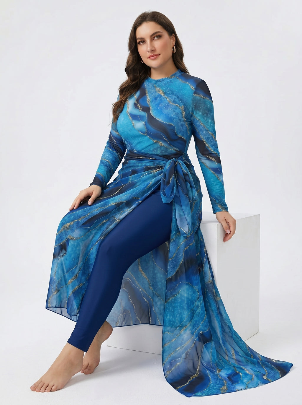 A modern 3-piece burkini - Plus Size