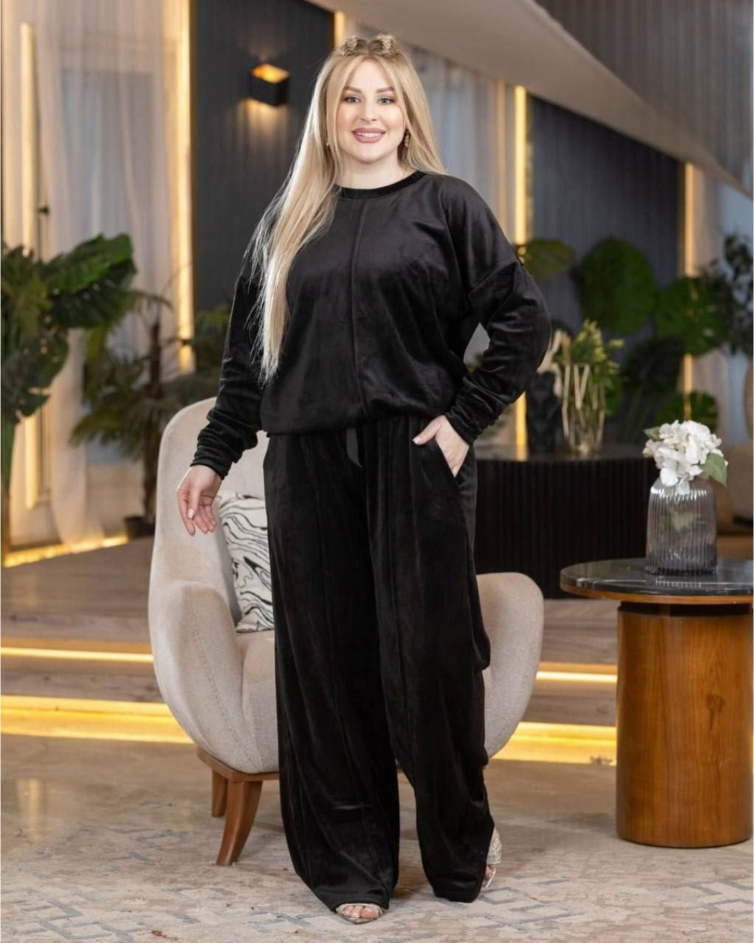 Plus Size Velvet Winter Pyjama Set – Comfortable Fit (80–110 kg)