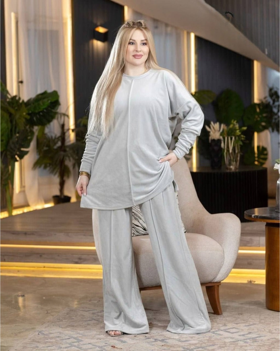 Plus Size Velvet Winter Pyjama Set – Comfortable Fit (80–110 kg)